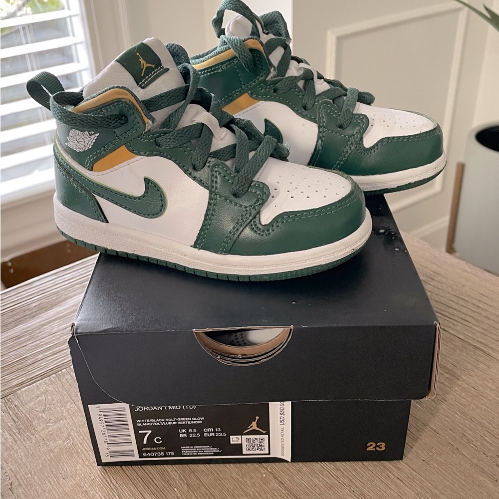 Jordan 1 Mid White/Black - Volt- Green Glow 7c